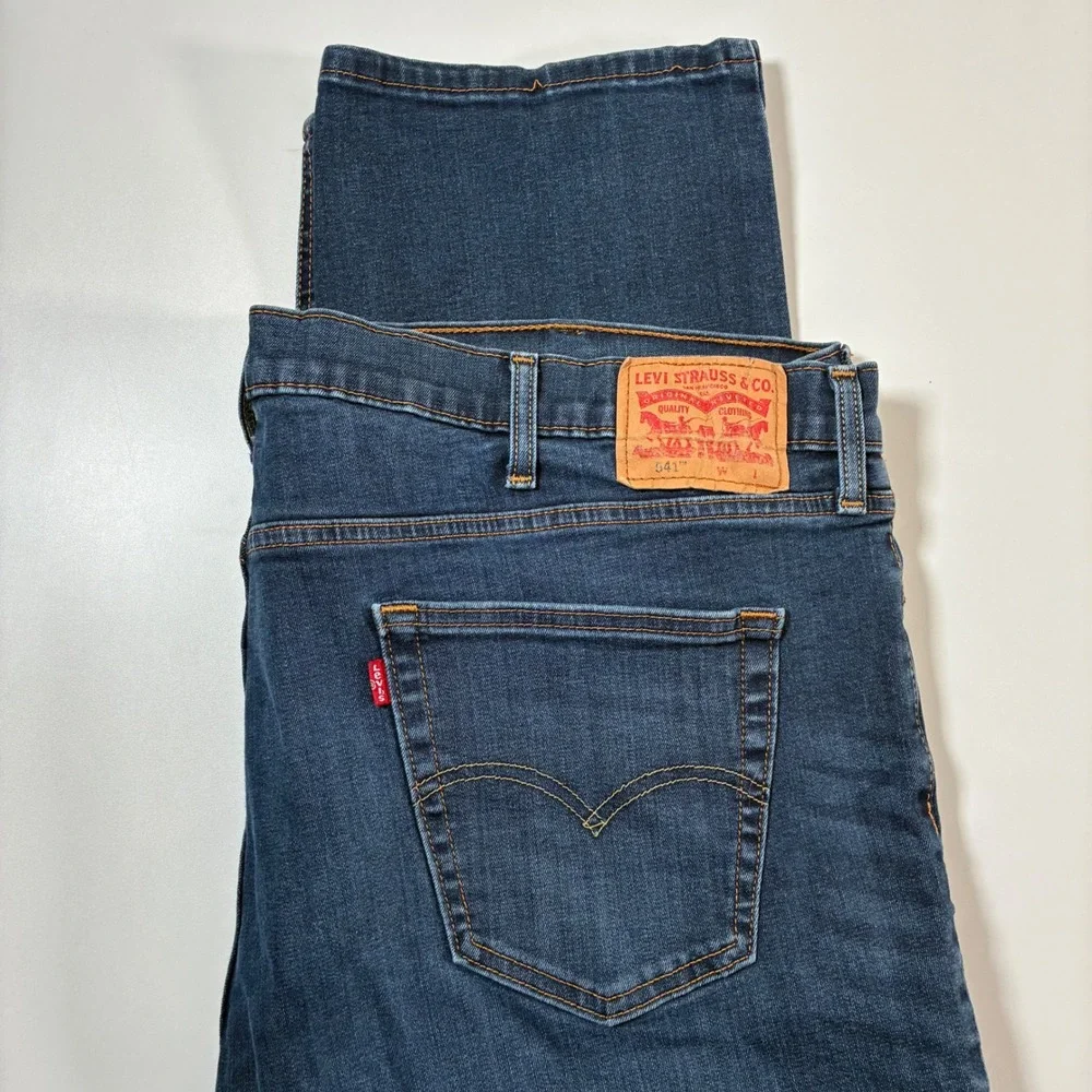 Levi's 541 Athletic Taper Jeans 46x30 Dark Blue Stretch Denim USA (Tag‎ 48x32)